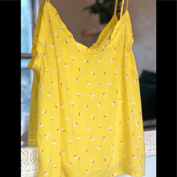 Lush Yellow Floral Tank - Ruffle neckline & underarms - Size S - Picture 5 of 7